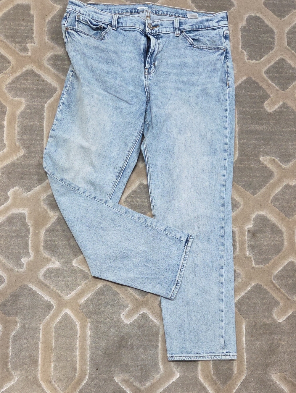 Old Navy Light Blue Straight-Leg Jeans